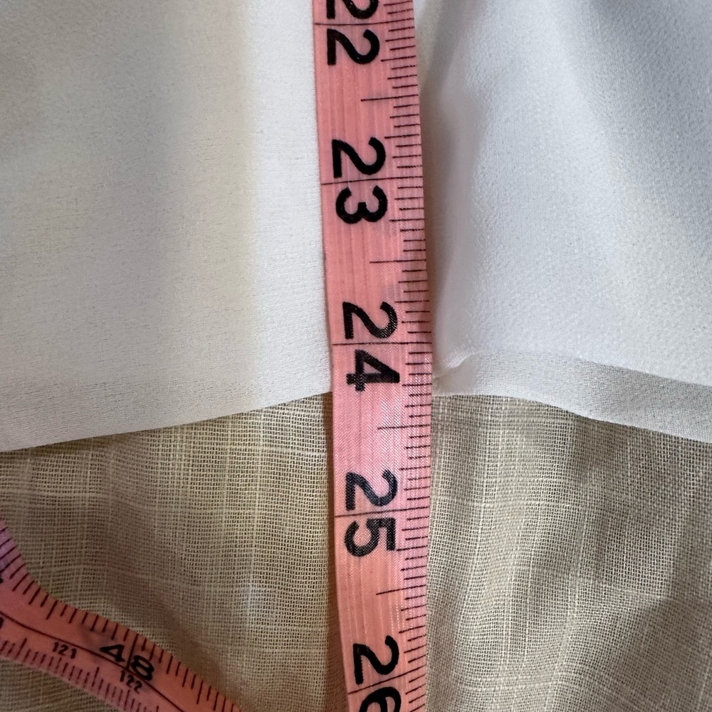 Vince Camuto Off White Tie Waist Blouse Women's size M - Picture 9 of 9